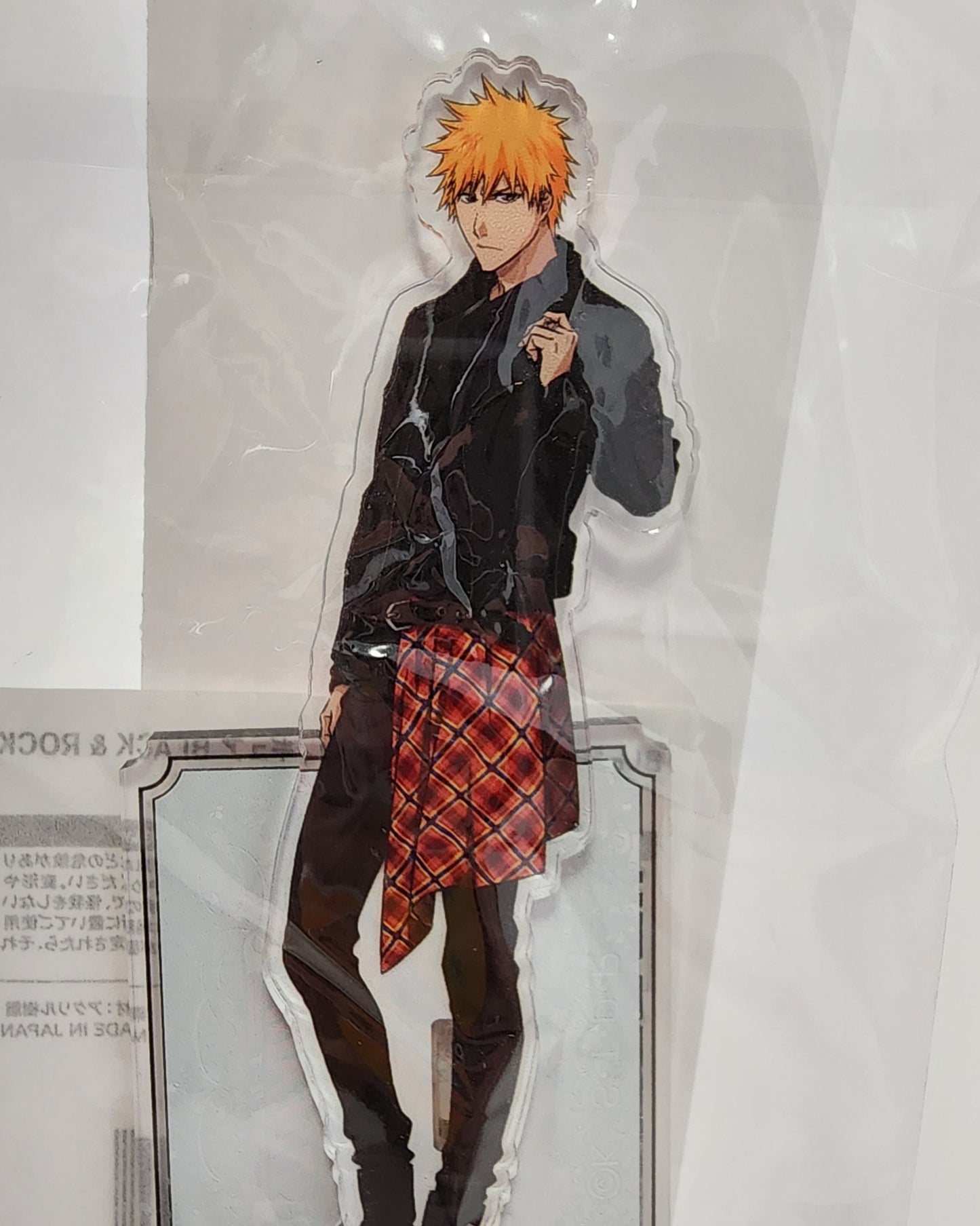 BLEACH Ichigo Kurosaki Black & Rock Acrylic Stand
