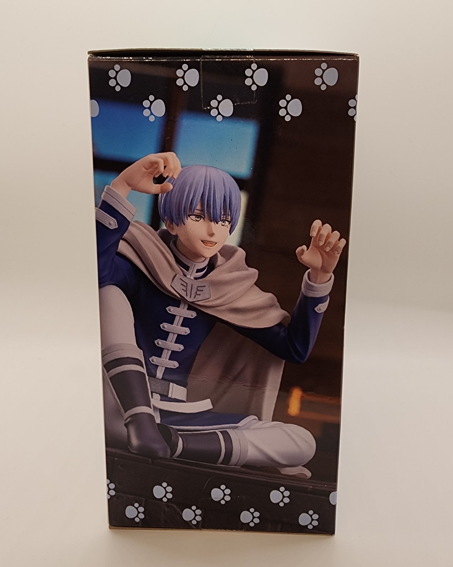 Frieren: Beyond Journey's End Himmel Perching Figure